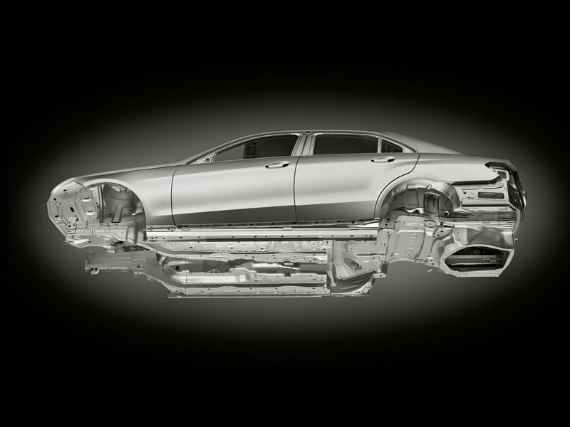 Illustration for article titled 2010 Mercedes E-Class: Mega Gallery